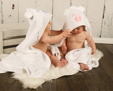 Load image into Gallery viewer, Personalized Hooded Baby Bath Towel