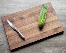 Load image into Gallery viewer, Custom Cutting Board