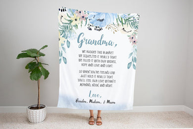 Personalized Mom/Grandma/Nana Floral Blankets I04
