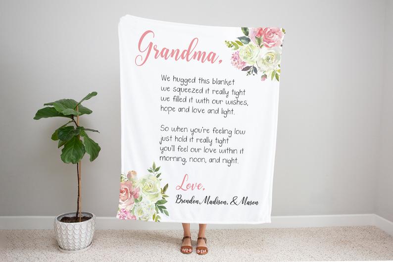 Personalized Mom/Grandma/Nana Floral Blankets I01